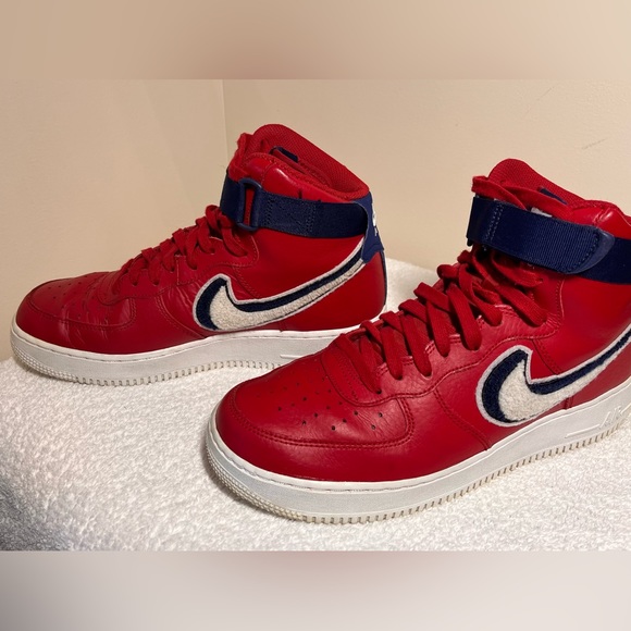 Air Force 1 High LV8 size 9 - Picture 4 of 9